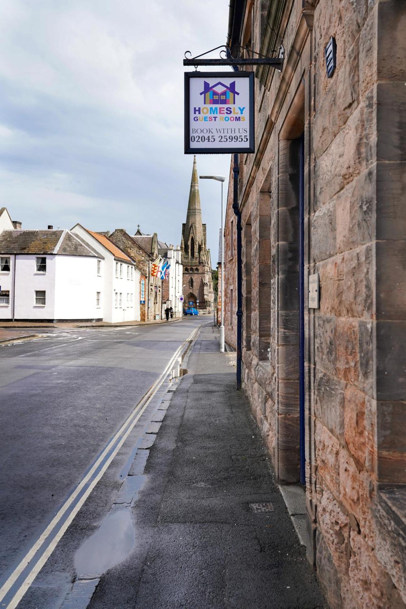 Homesly Guest Rooms, Comfortable En-Suite Guest Rooms With Free Parking And Self Check-In Berwick Upon Tweed Bagian luar foto
