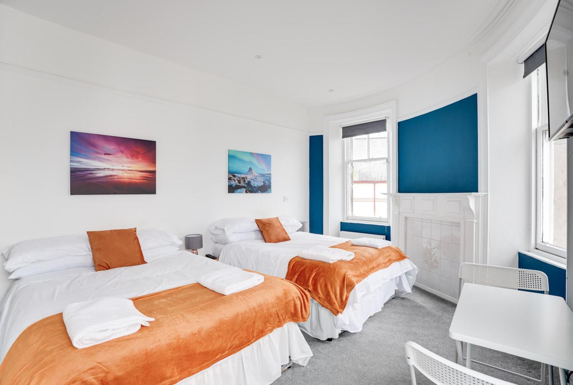 Homesly Guest Rooms, Comfortable En-Suite Guest Rooms With Free Parking And Self Check-In Berwick Upon Tweed Bagian luar foto
