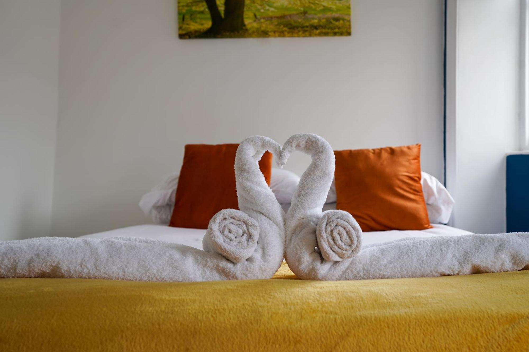Homesly Guest Rooms, Comfortable En-Suite Guest Rooms With Free Parking And Self Check-In Berwick Upon Tweed Bagian luar foto