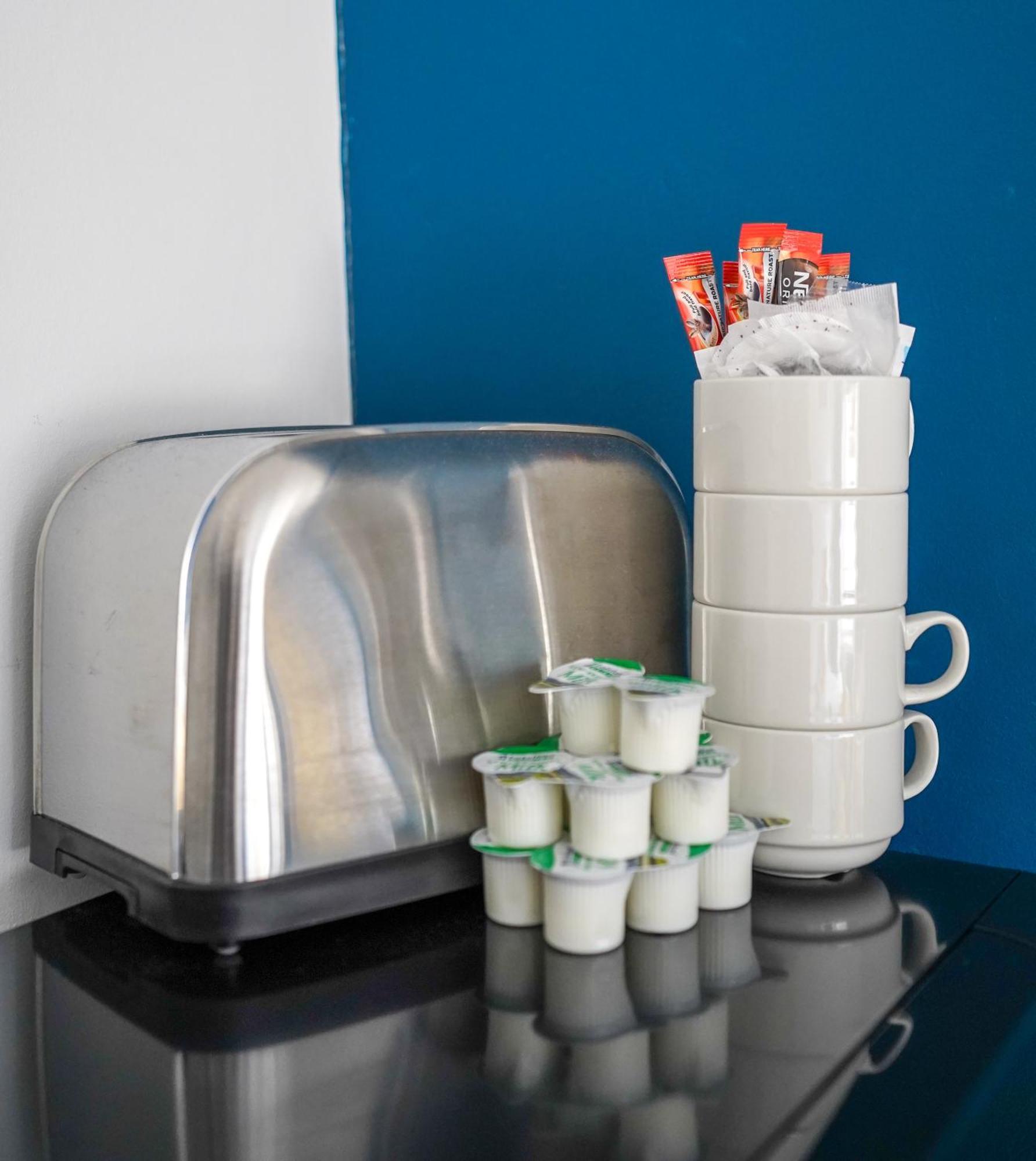 Homesly Guest Rooms, Comfortable En-Suite Guest Rooms With Free Parking And Self Check-In Berwick Upon Tweed Bagian luar foto